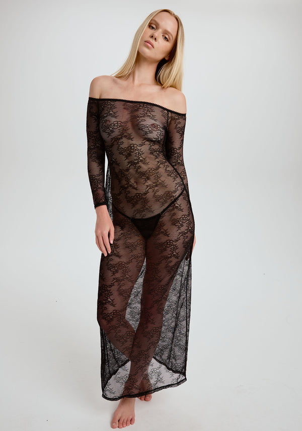 model is wearing an S maxi dress - black cascade maxi dress