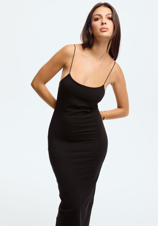 model is wearing an S maxi dress-black ace maxi dress