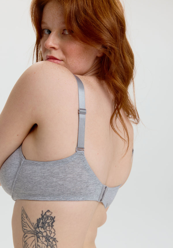 model is wearing a size 32DD bra-grey the cotton unlined molded bra