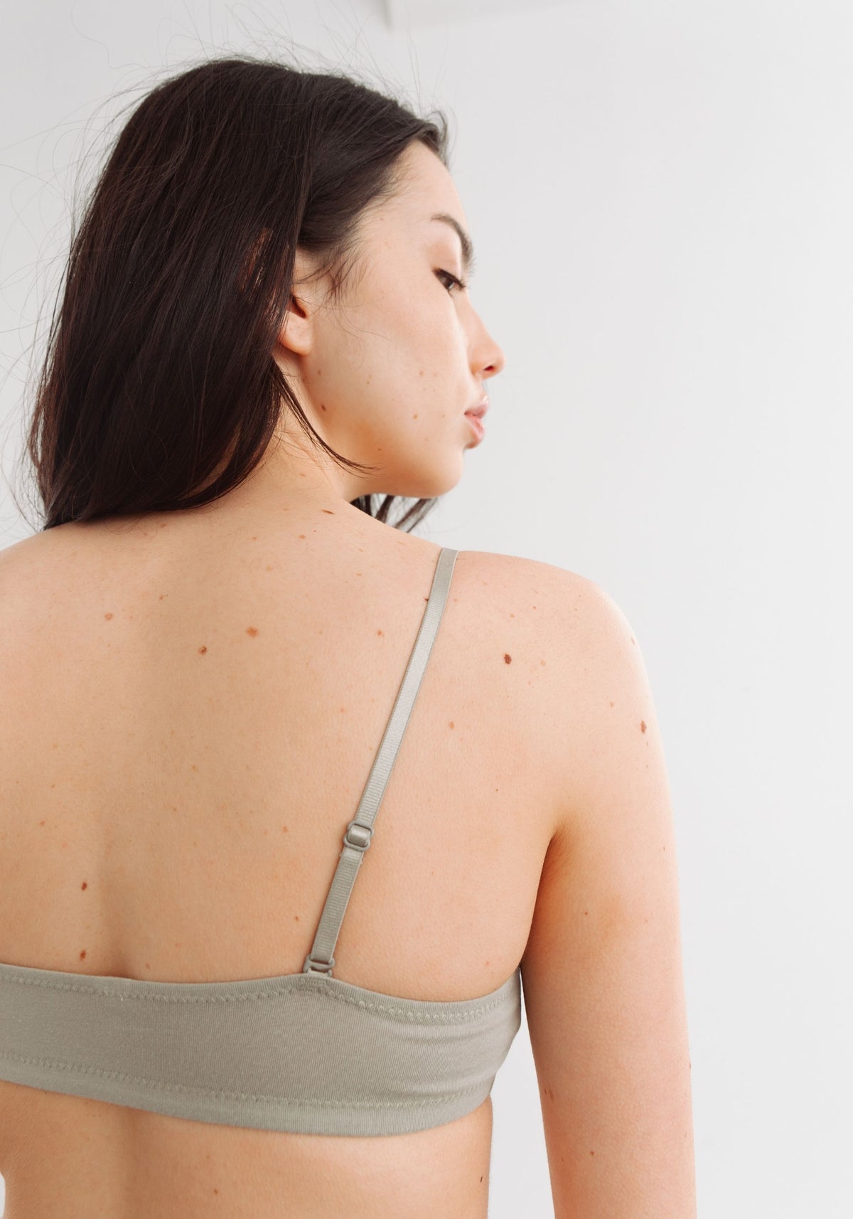 model is wearing an S bralette - green the cotton bralette