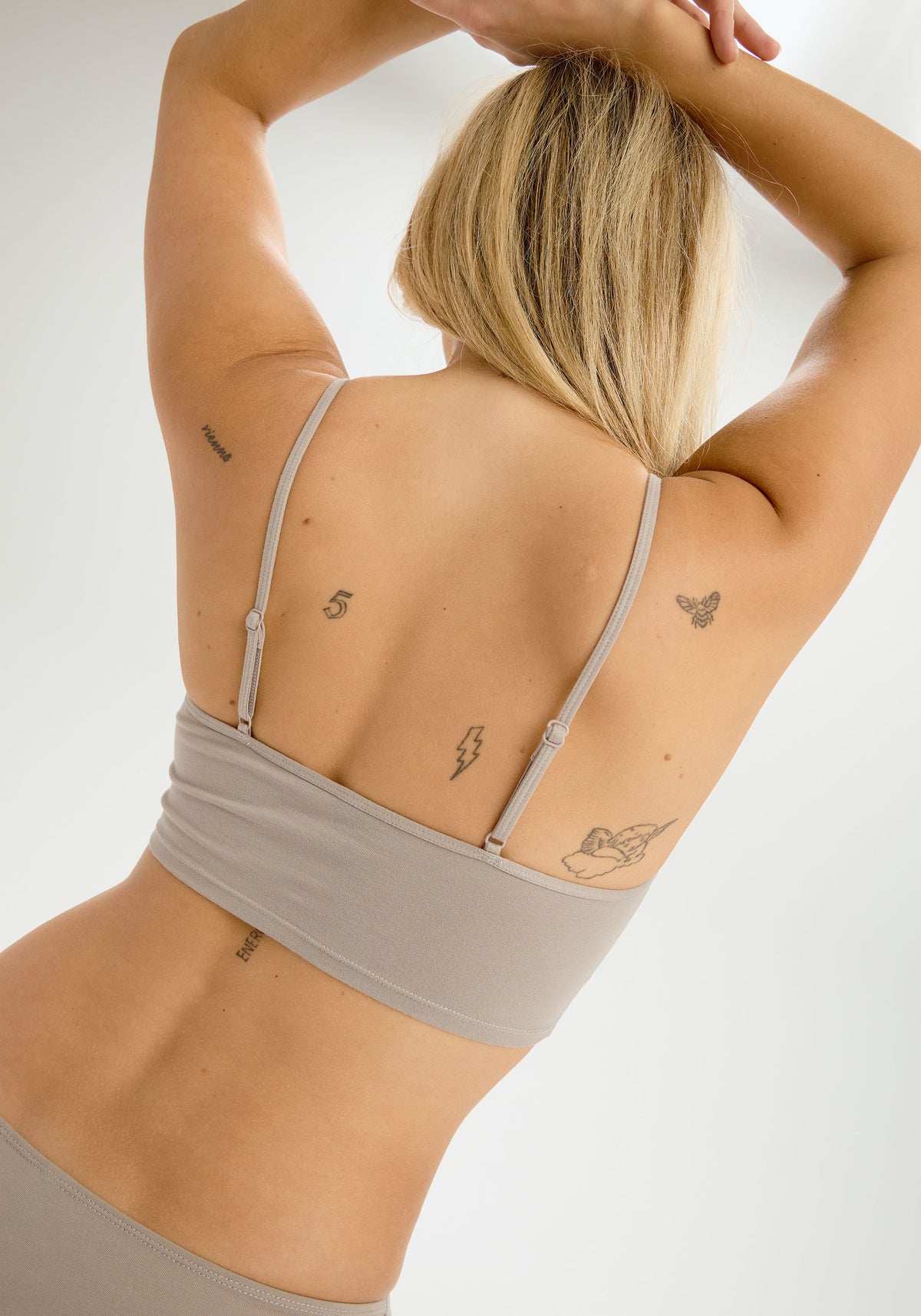 model is wearing an S cami - grey the cotton crop cami