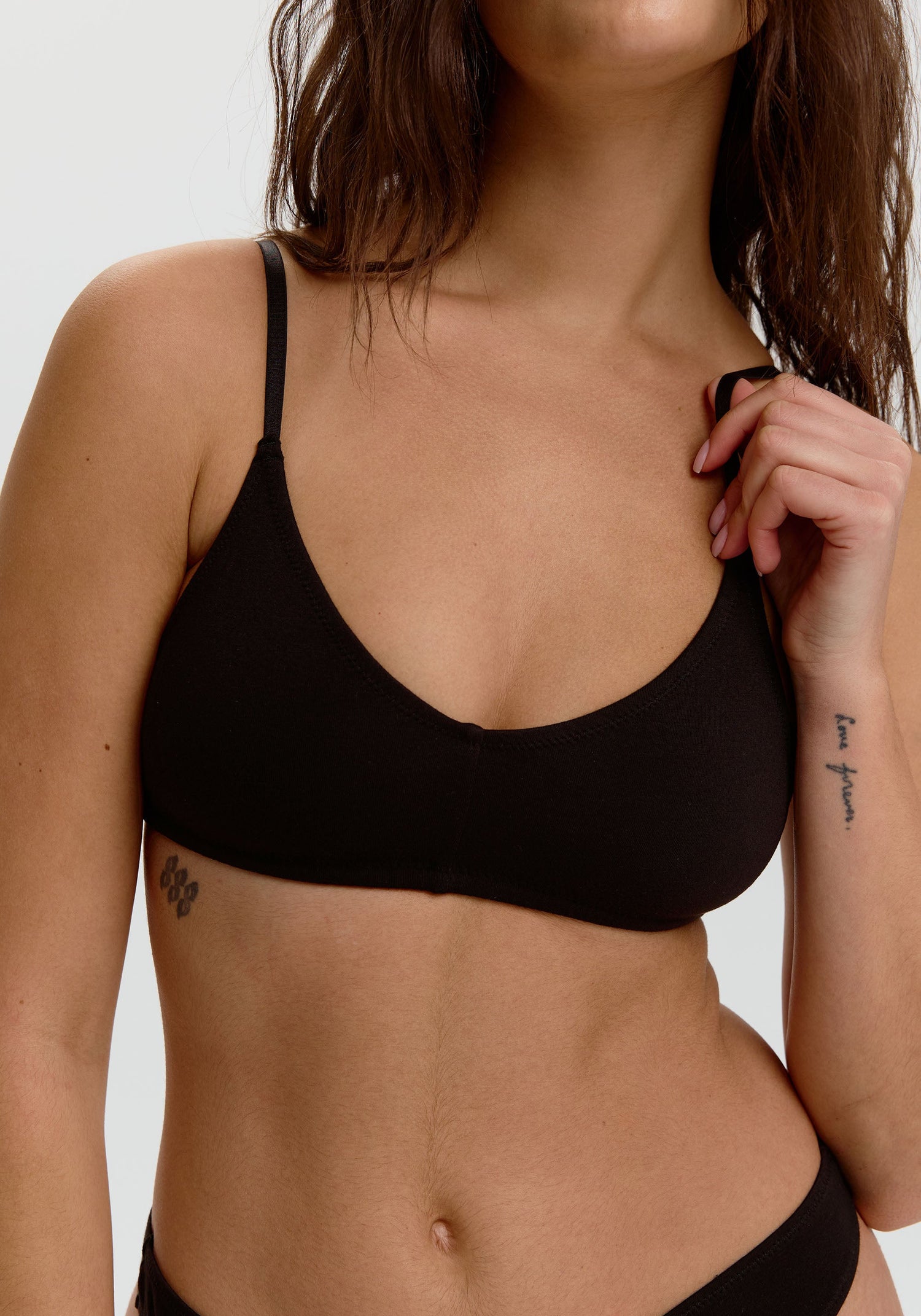 v-neck bralettes