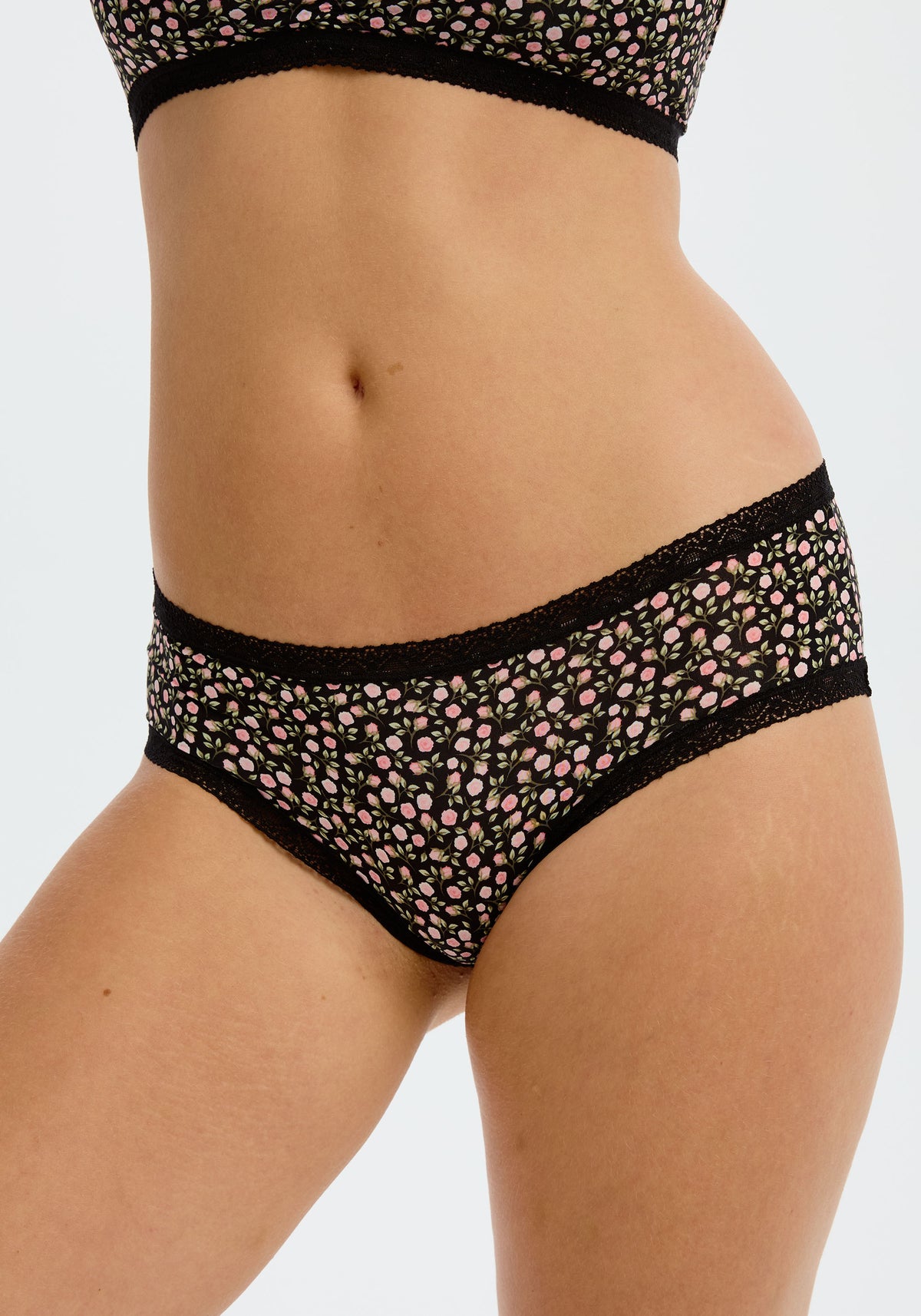 model is wearing an S panty - black,multi the micro lace trim hipster