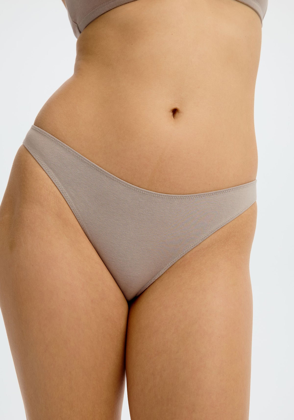 model is wearing an S panty - grey the cotton low rise bikini