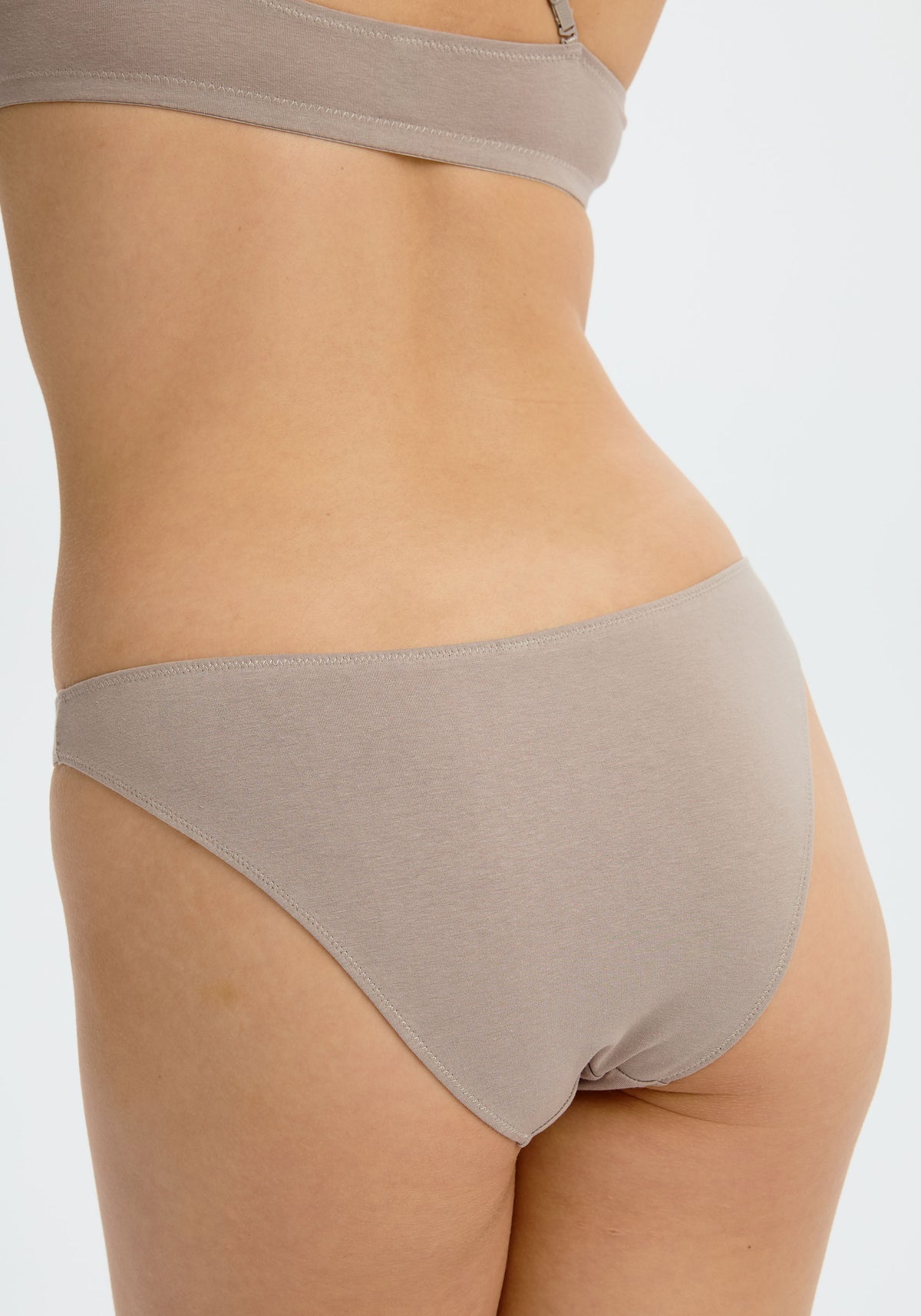 model is wearing an S panty - grey the cotton low rise bikini