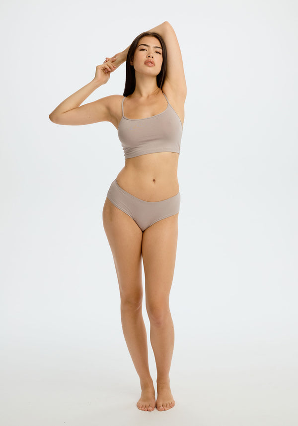 model is wearing an S cami - grey the cotton crop cami